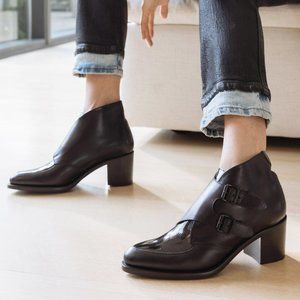 THE OFFICE OF ANGELA SCOTT – Miss Joan Ankle Boots, size 36.5